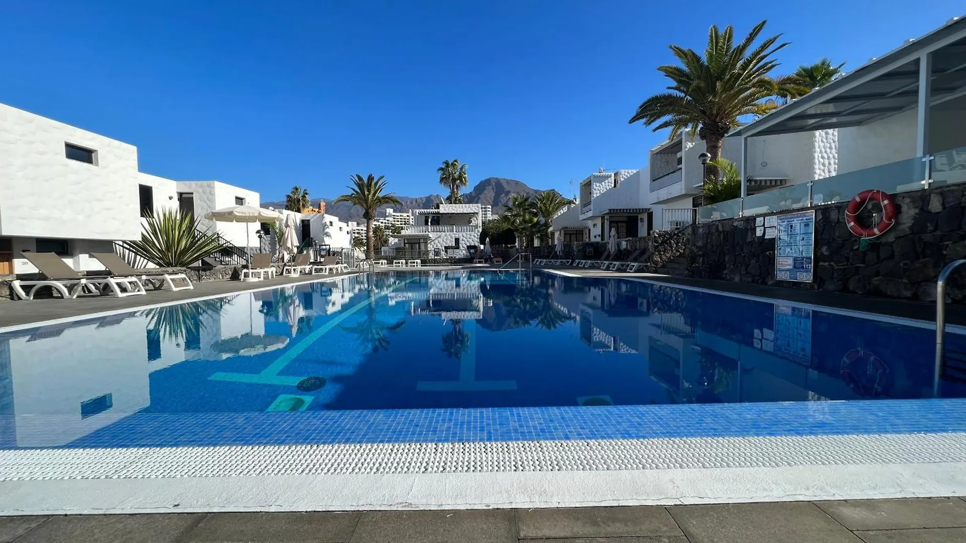 Apartamento Bungamerica 2 Bedrooms Costa Adeje Playa de las Americas  0*, Playa de las Americas (Tenerife) Spain